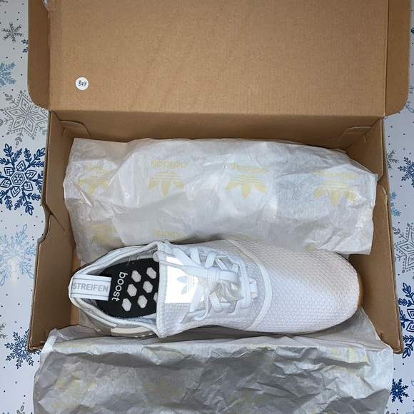 💥3 x HOST PICK💥 🆕ADIDAS NMD_R1 - Picture 10 of 14